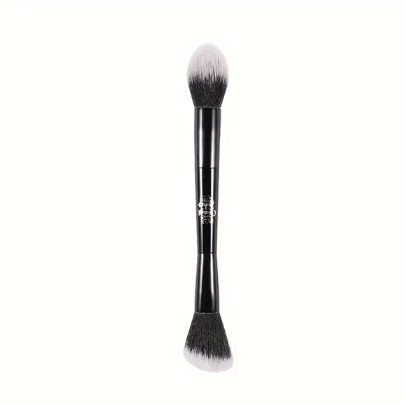 Kat Von D Duo Highlight and Detail Brush - Picture 2 of 5